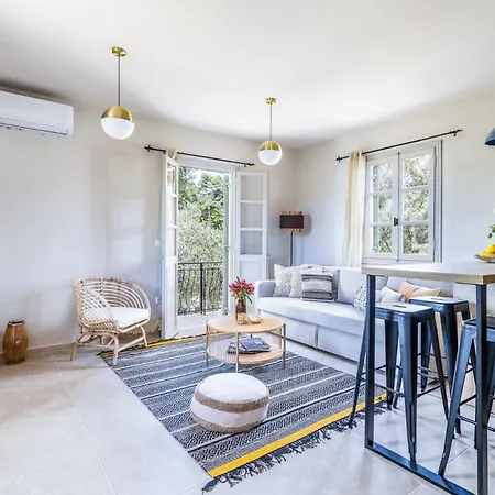 Magdalena & Скопелос