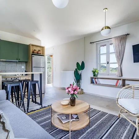 Magdalena & Скопелос